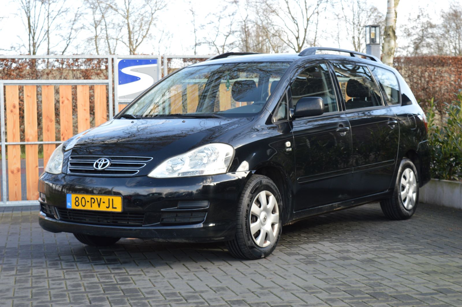 Toyota Avensis Verso 2.0i Linea Luna 7 persoons - Slager
