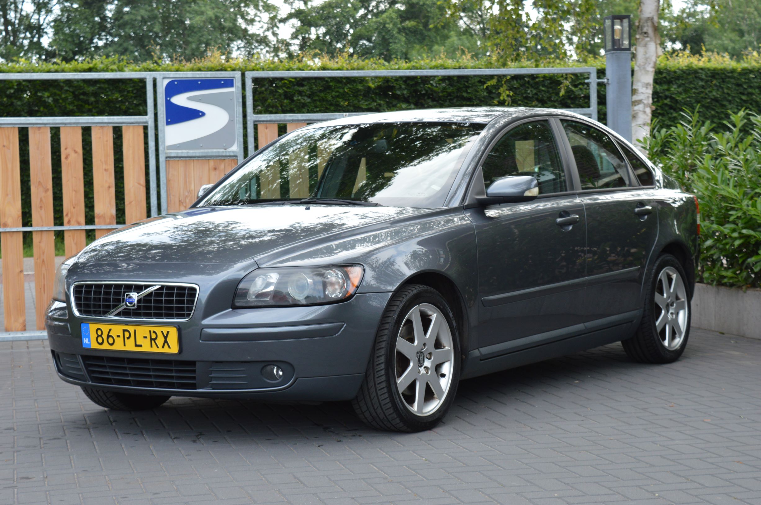 Volvo S40 2.4 Momentum Autobedrijf Slager